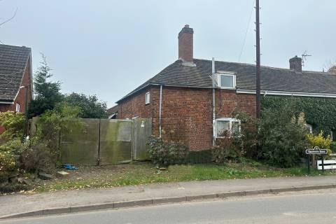 Property for auction in Warwickshire