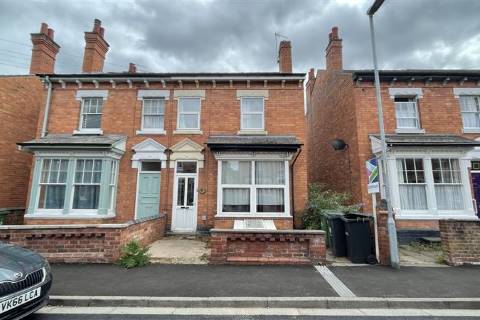 Property for auction in Worcestershire