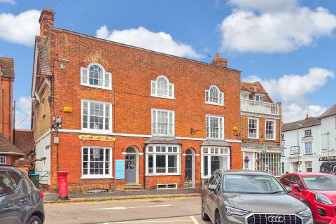 Property for auction in Buckinghamshire