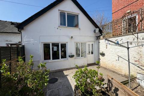 Property for auction in Herefordshire
