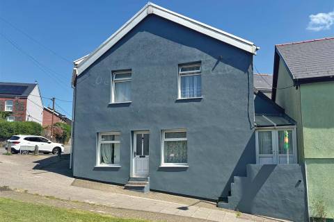 Property for auction in Mid Glamorgan