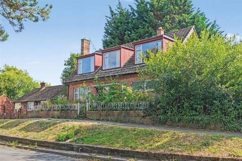 Property for auction in Clwyd