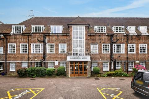Property for auction in London