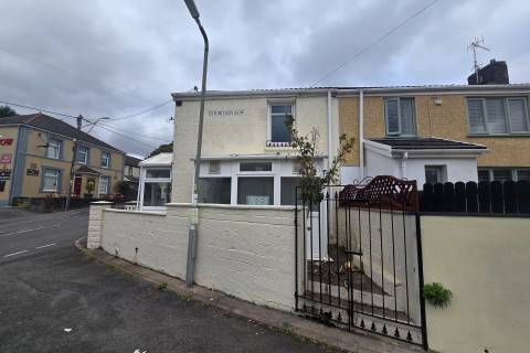 Property for auction in Mid Glamorgan