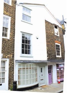 Property for auction in London