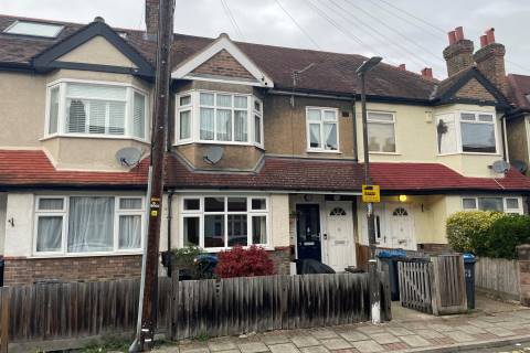 Property for auction in London