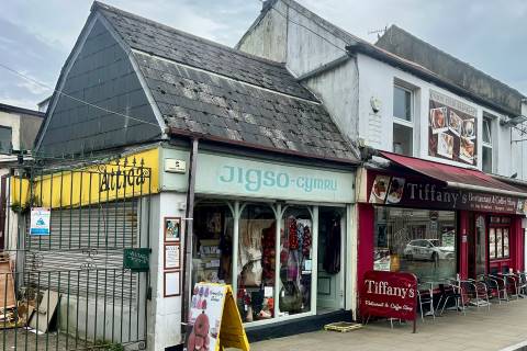 Property for auction in West Glamorgan