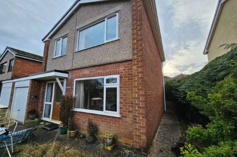 Property for auction in Clwyd