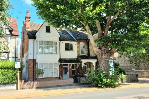 Property for auction in Bedfordshire