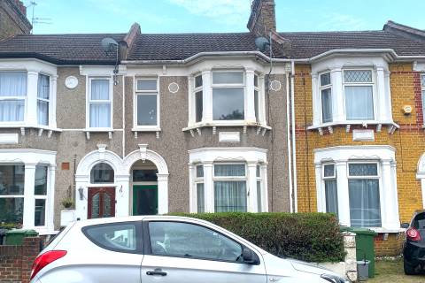 Property for auction in London