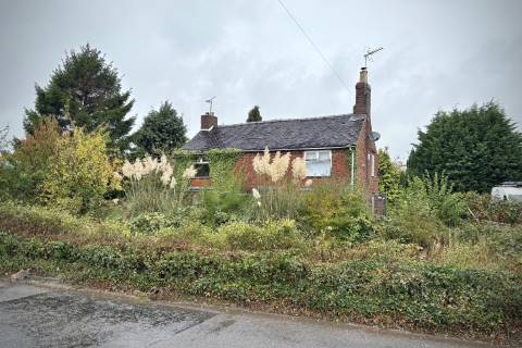Property for auction in Derbyshire