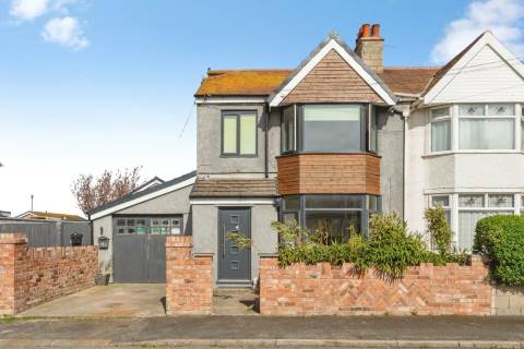 Property for auction in Clwyd