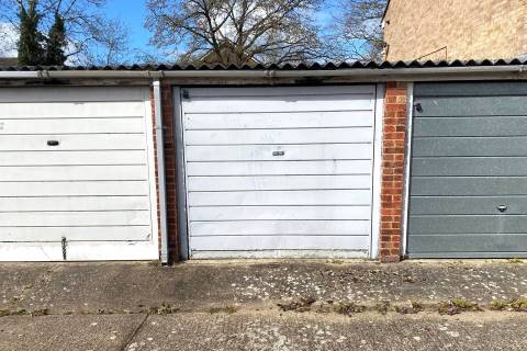 Property for auction in Berkshire