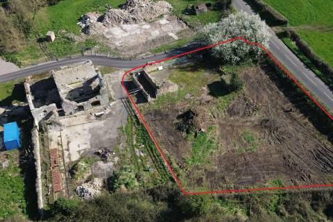 Property for auction in Avon