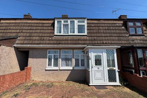Property for auction in Essex