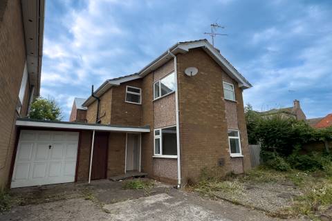 Property for auction in Clwyd