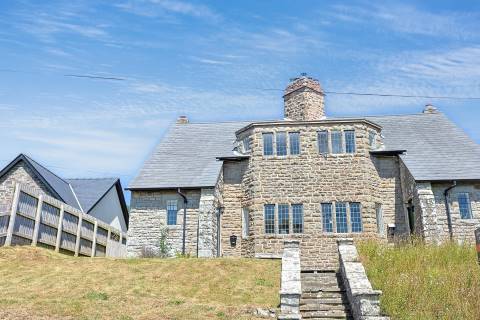 Property for auction in Powys