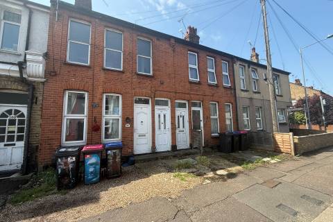 Property for auction in Essex