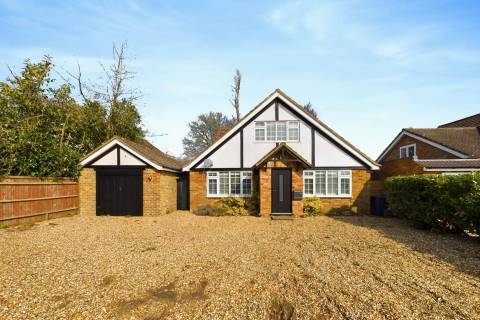 Property for auction in Buckinghamshire