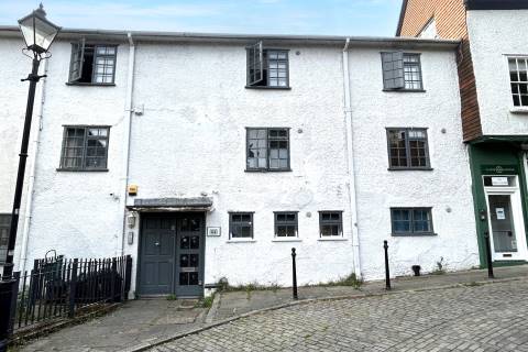 Property for auction in Surrey