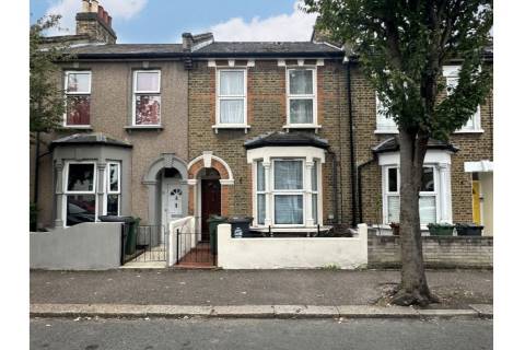 Property for auction in London