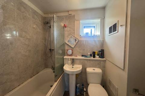 Property for auction in Leicestershire