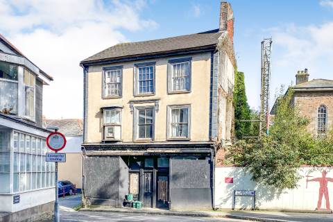 Property for auction in Cornwall