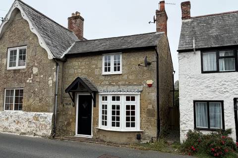 Property for auction in Isle of Wight