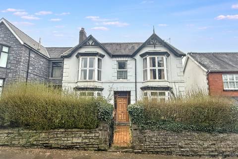 Property for auction in Mid Glamorgan