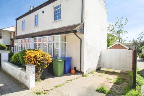 Property for auction in North Lincolnshire