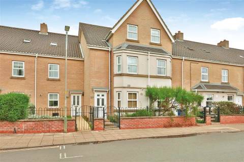 Property for auction in Norfolk