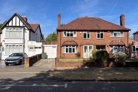 Property for auction in West Midlands