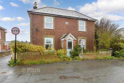 Property for auction in Isle of Wight