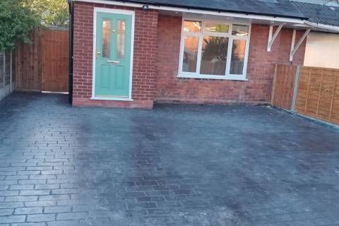 Property for auction in West Midlands