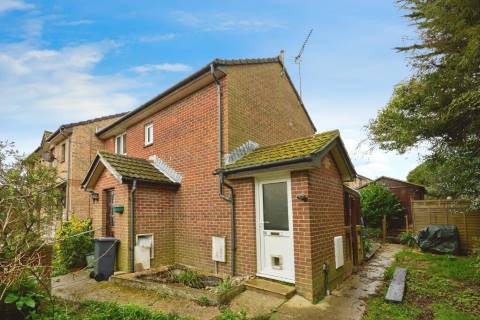 Property for auction in Isle of Wight