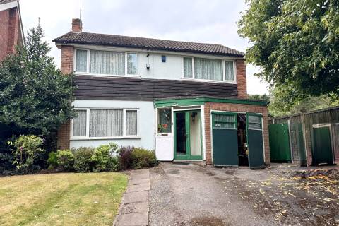 Property for auction in West Midlands