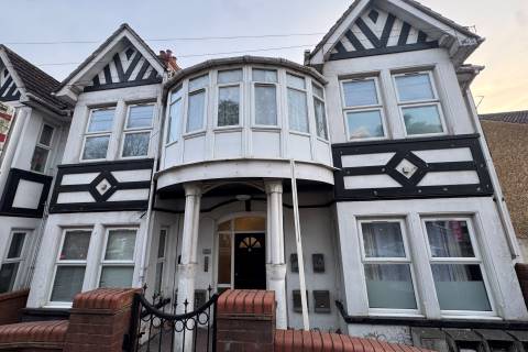 Property for auction in Bedfordshire