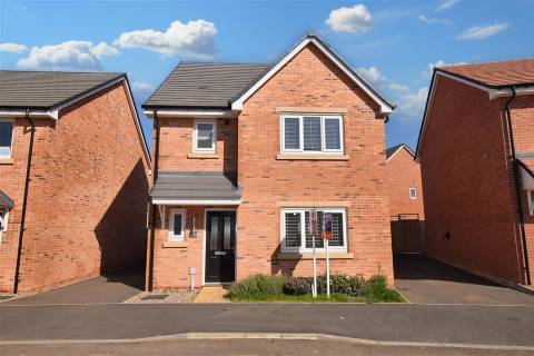 Property for auction in Warwickshire