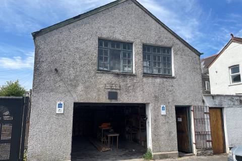 Property for auction in South Glamorgan