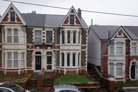 Property for auction in Mid Glamorgan