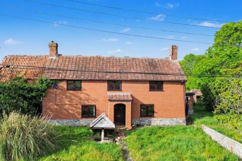 Property for auction in Somerset