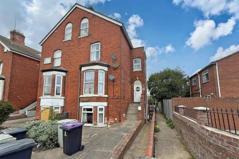 Property for auction in Lincolnshire