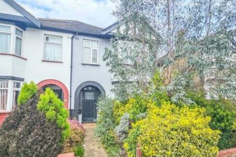 Property for auction in Essex