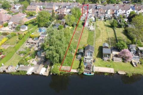 Property for auction in Leicestershire