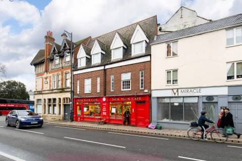 Property for auction in Oxfordshire