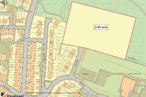 Property for auction in Mid Glamorgan
