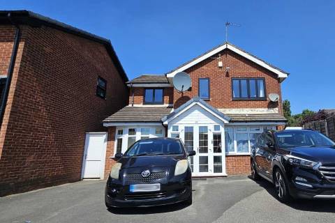 Property for auction in West Midlands