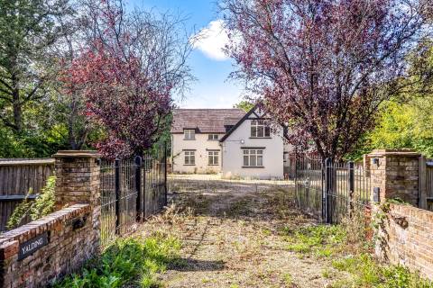Property for auction in Surrey