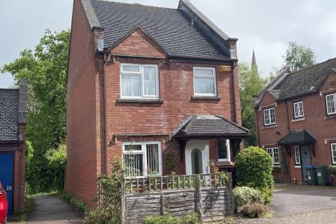 Property for auction in Buckinghamshire