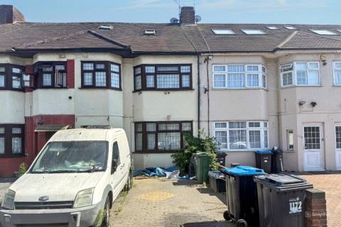 Property for auction in Essex